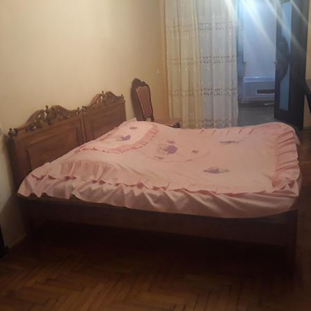 Madona'S House Apartment Batumi Luaran gambar