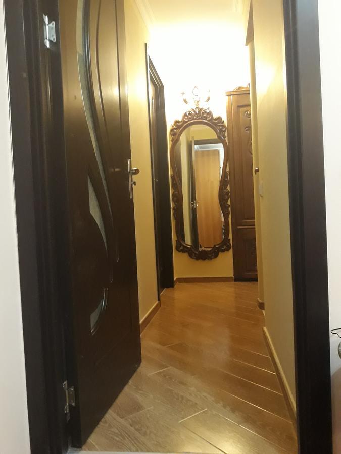 Madona'S House Apartment Batumi Luaran gambar