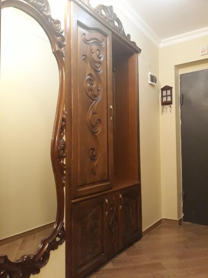 Madona'S House Apartment Batumi Luaran gambar