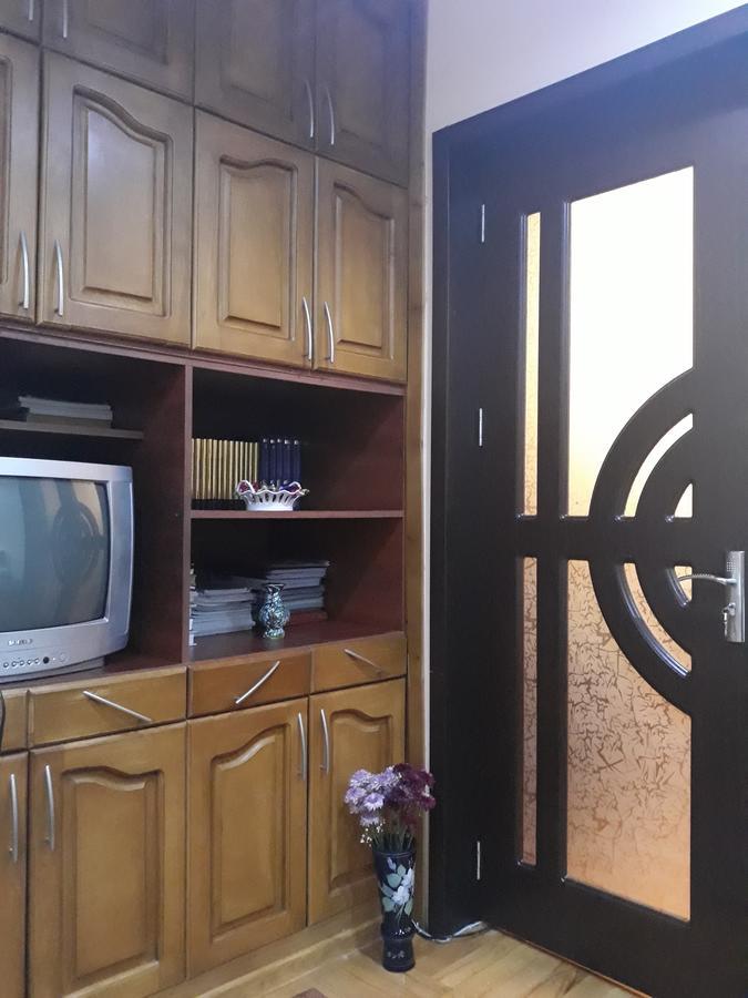 Madona'S House Apartment Batumi Luaran gambar