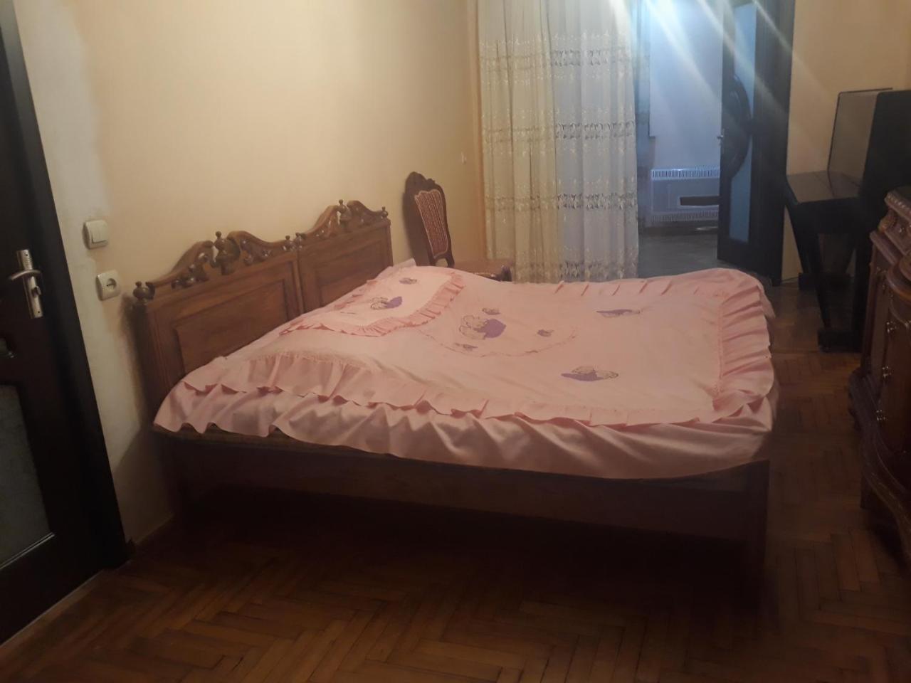 Madona'S House Apartment Batumi Luaran gambar